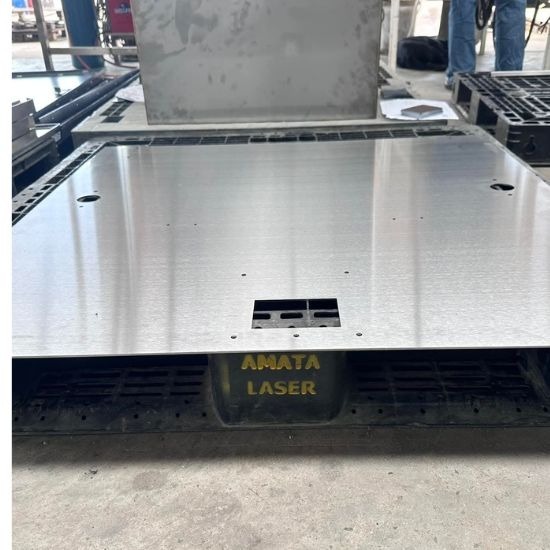 บริการตัดโลหะ พับ เชื่อม พานทอง